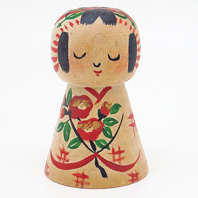 遠刈田系　小松里佳　さんかく　椿